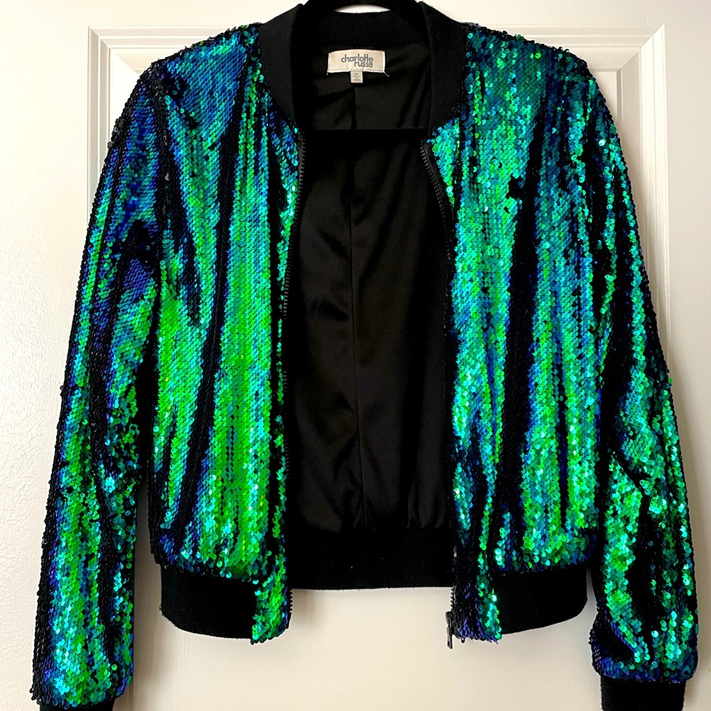 Fun convertible sequin fitted jacket/ bomber